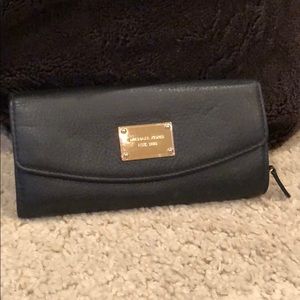 Michael Michael Kors Hamilton EW Wallet